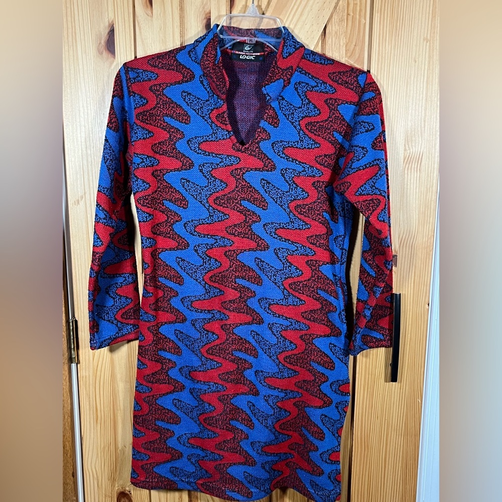 Logic Quality Classic Indian Brand Blue Red Geometric Kurta/Kurti